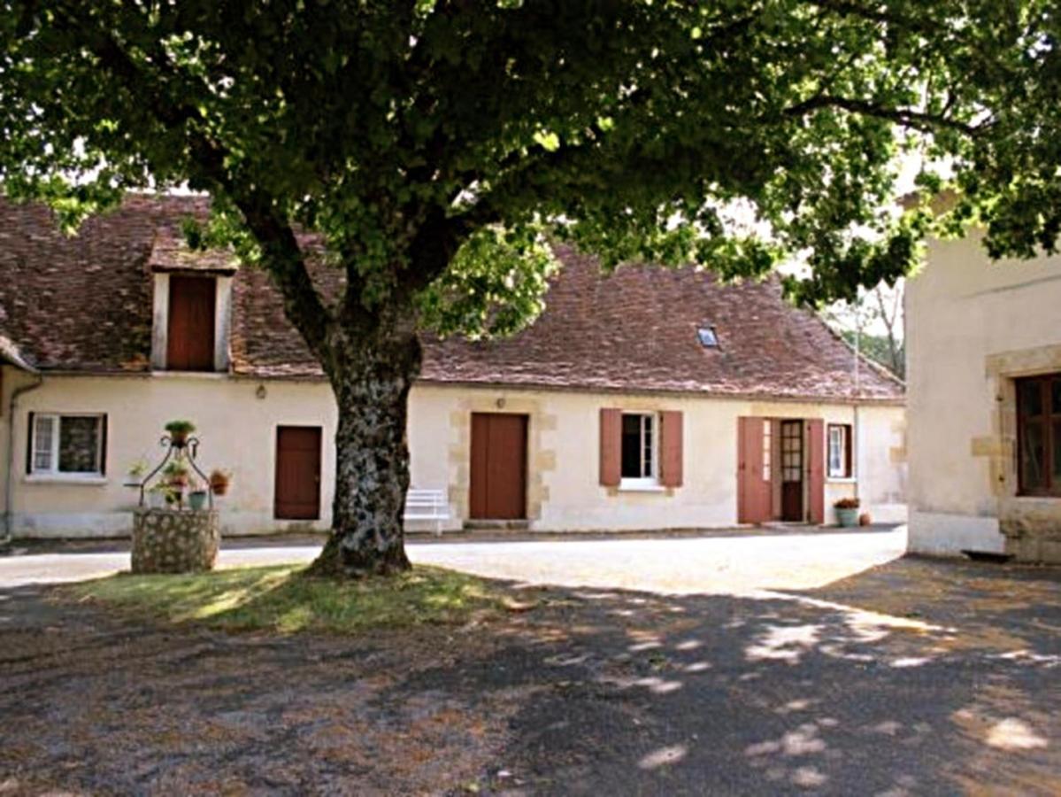 Gite De Champdore Nanthiat Экстерьер фото